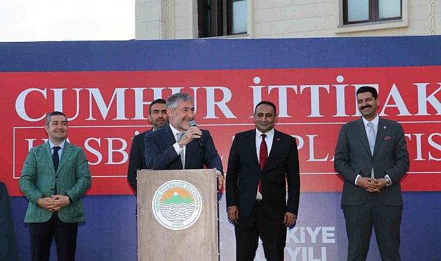 Bakan Nebati: "Bizim davamız, ülküsü millet olanların destanıdır"