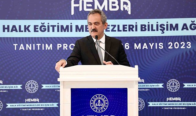 Bakan Özer: "1'le aldığımız dijital platformu altıyla, yediyle devrediyoruz"