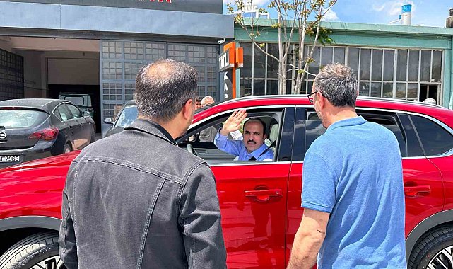 Başkan Altay esnaf ve vatandaşlarla buluştu