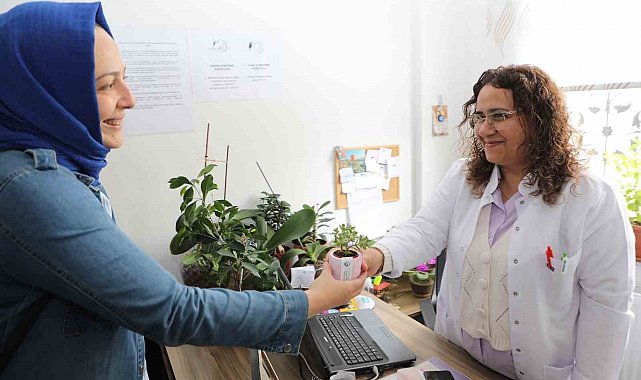 Başkan Yalçın Hemşireler Günü'nde Sağlıkçıları Yine Unutmadı