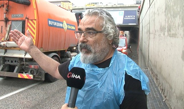Başkentte su baskınında köprü altında mahsur kalan vatandaş kurtarıldı