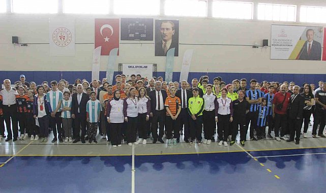 Bedensel Engelliler Oturarak Voleybol Türkiye Şampiyonası, Karaman'da başladı