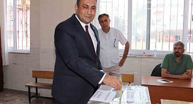 Belediye başkanları oyunu kullandı