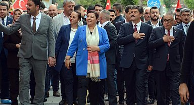 Cumhur İttifakı seçmenle Kırşehir'de buluştu