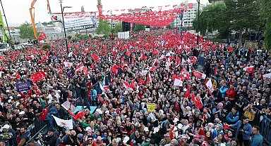 Cumhurbaşkanı Erdoğan: "28 Mayıs'la birlikte inşallah ülkemizin önünde yepyeni kapılar açılacak"