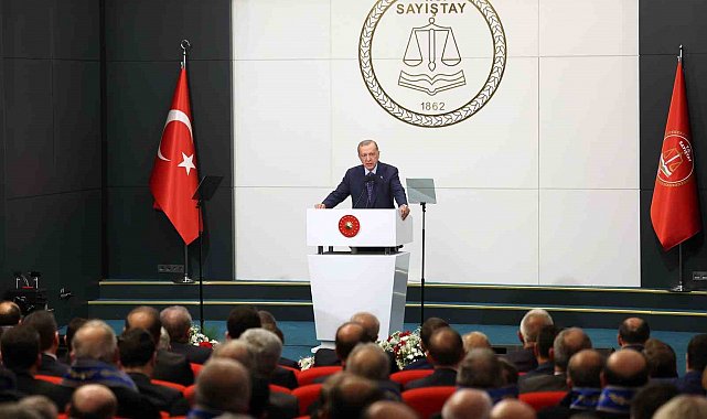 Cumhurbaşkanı Erdoğan: "Nasıl 21 yıldır milletin emanetine sadakatle sahip çıktıysak İnşallah bundan sonra da bu emanete gölge düşürmeyeceğiz"