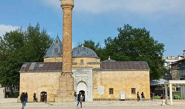 Cumhuriyet tarihinin ilk külliye projesi, Kırşehir'de yeni yaşam alanı oluşturdu