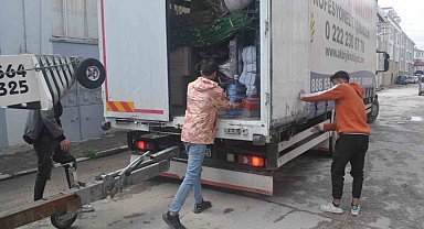 Deprem bölgesinde görev yapan nakliye firmasının müdürü yaşadıklarını anlattı