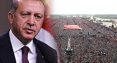 Dünkü mitinginden kareyle paylaştı! Cumhurbaşkanı Erdoğan'dan 'TEKNOFEST hedef alınıyor' tepkisi: Muhalefete yüklendi