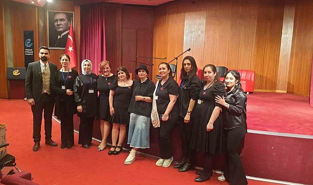 Eskişehir'de 'depremzede çocuklar' yararına hazırlanan program ilgi gördü