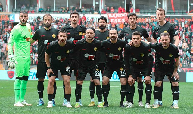 Eskişehirspor ligde son kez taraftarı önüne çıkıyor