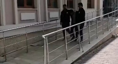 Etliekmekçide 2 kişiyi yaralayan şüpheliler yakalanmamak için 3 araç değiştirmiş