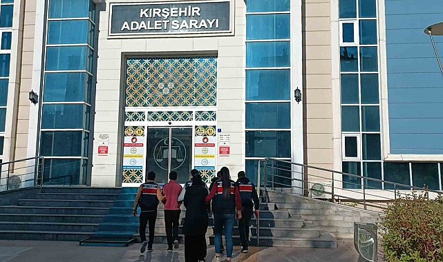 Eylem hazırlığında olan DEAŞ'lı teröristler yakalandı
