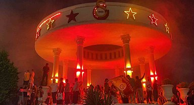 Galatasaray'ın şampiyonluğu Mersin'de coşkuyla kutlandı