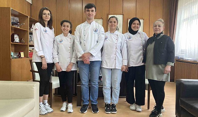 Gazi Mesleki Ve Teknik Anadolu Lisesi öğrencileri Macaristan yolcusu