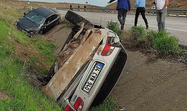 Gemerek'te zincirleme trafik kazası: 6 yaralı