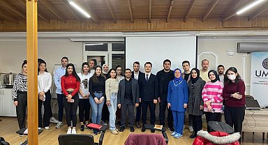 Genç iletişimciler tecrübeli isimlerden kriz ve afet dönemlerinde haberciliği öğrendi