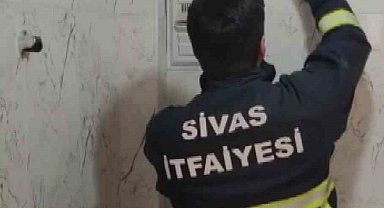 Havalandırma boşluğunda mahsur kaldı, itfaiye ekiplerince kurtarıldı