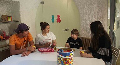 Hem tatil yaptılar hem gönül aldılar