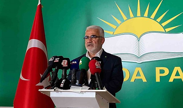 HÜDA PAR Genel Başkanı Yapıcıoğlu: "AK Parti listelerinden 4 aday gösterdik ve hepsi seçildiler"