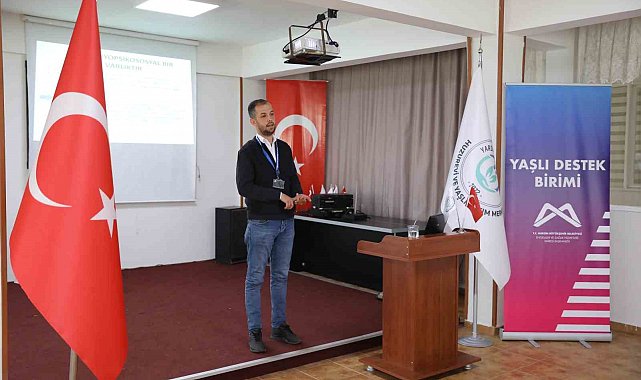 Huzurevi personeline 'Yaşlılarla İletişim, Yaşlılık Psikolojisi ve Yaşlılık Hastalıkları' eğitimi