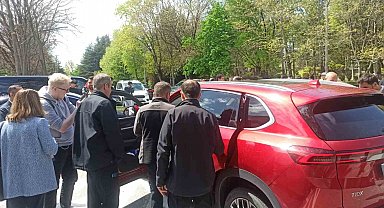 İKAF'23 fuarında TOGG'a öğrencilerden yoğun ilgi