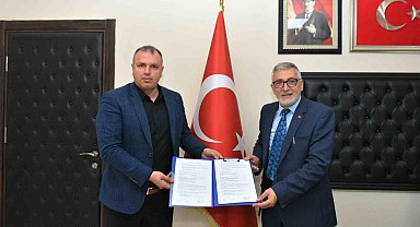 İnönü Belediyesi ve Eskişehir PTT Başmüdürlüğü arasında kargo sözleşmesi imzalandı