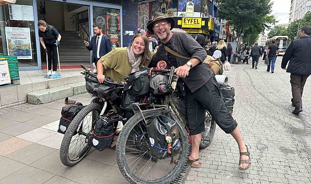 İstanbul'dan Tokyo'ya bisikletleriyle yola çıkan İngiliz çift: "Eskişehir'deki insanlar kadar içten gülen kimse yok"