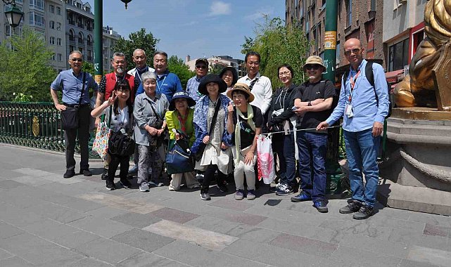 Japon turistler Eskişehir'i çok sevdi