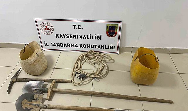 Kaçak kazı yapan şahıs jandarmaya yakalandı