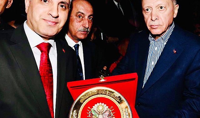 Kadir Canpolat'tan Erdoğan'a tebrik, muhalefete mesaj: "Artık yerli ve milli olun"