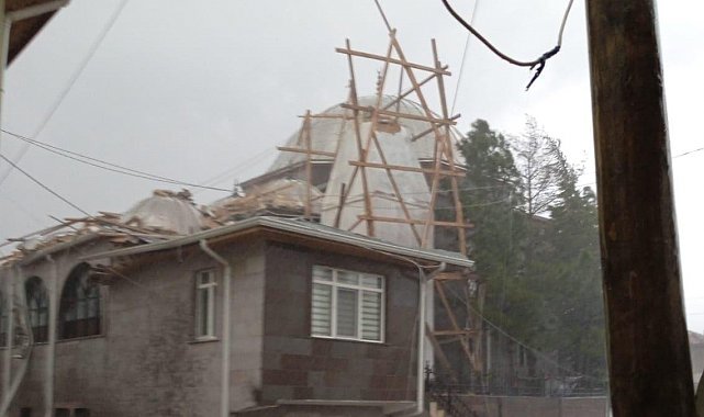 Kahramankazan'da yıkılan minare belediye tarafından yeniden yapılacak