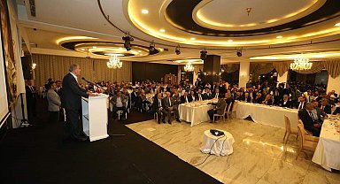KANİDER'de coşkulu buluşma