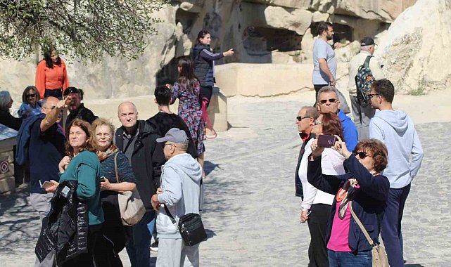 Kapadokya bölgesini Nisan ayında 420 bin kişi ziyaret etti