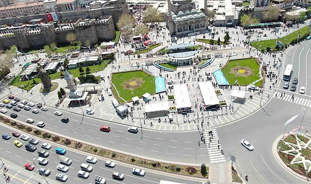 Kayseri'de 1 milyon 23 bin 993 kişi sandığa gidecek