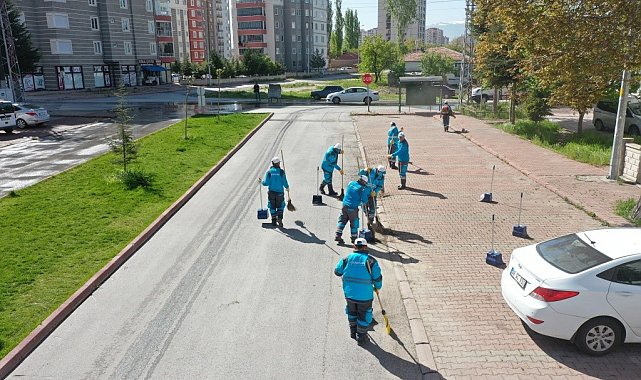 Kocasinan'da Bahar temizliği Devam Ediyor