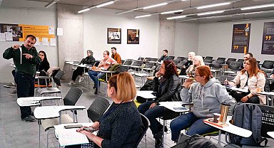 KÜN'de akademisyenlere eğitim verildi