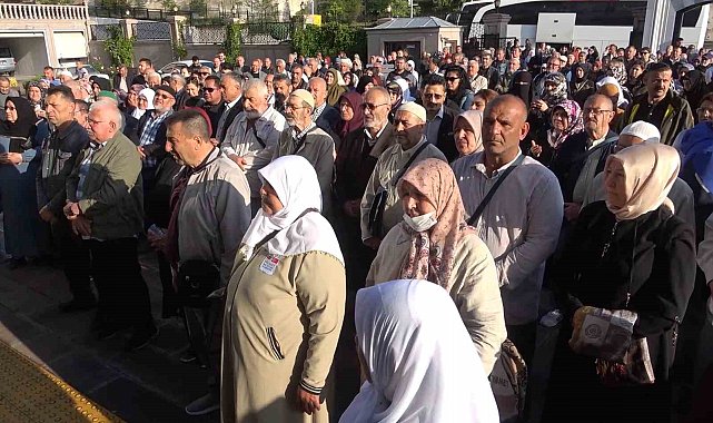 Kutsal yolculuk başladı: Kırıkkale'den ilk hac kafilesi yola çıktı