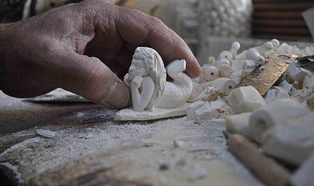 Lületaşı sanatı için okullarda bölüm açılması önerisi