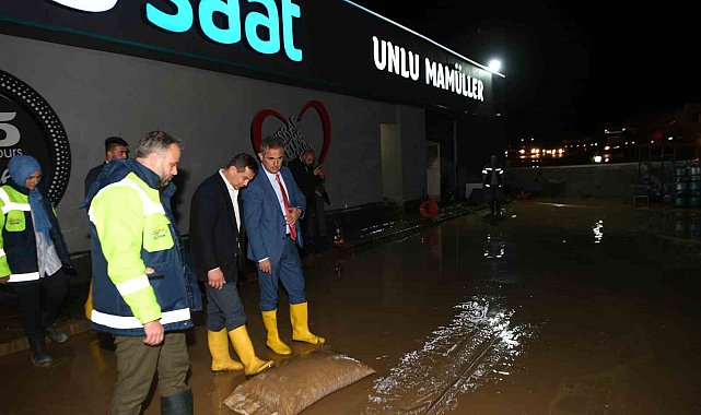 Mamak Belediyesi ekipleri görev başında