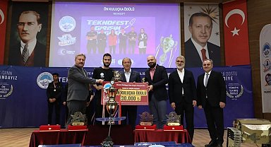 Melikgazi Belediyesi TEKNOFEST'te Dereceye Girenleri Ödüllendirdi
