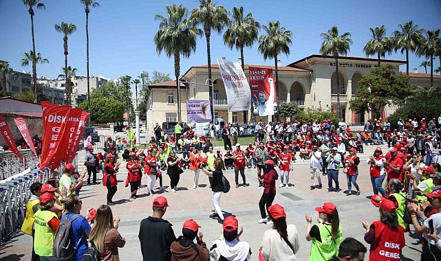 Mersin'de 1 Mayıs coşkusu