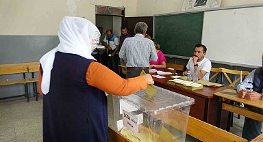 Mersin'de Cumhurbaşkanlığı 2. tur seçimi için oy verme işlemi başladı