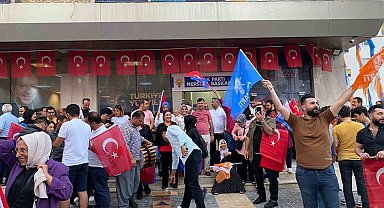 Mersin'de kutlamalar başladı
