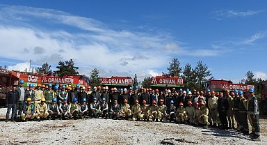 Mersin'de yangın ekipleri işbaşı eğitimleri tamamlandı