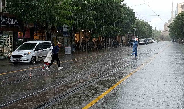 Meteorolojiden kuvvetli yağış uyarısı