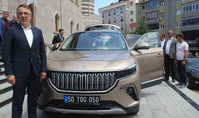 Nevşehir Belediyesine Kapadokya rengi Togg