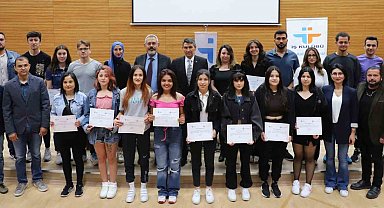 NEVÜ'lü öğrenciler İş Kulübü Eğitimi'ne katıldı