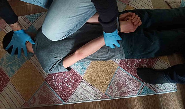 PKKKCK terör örgütü lehine slogan atan şahsılara yönelik operasyon: 17 gözaltı