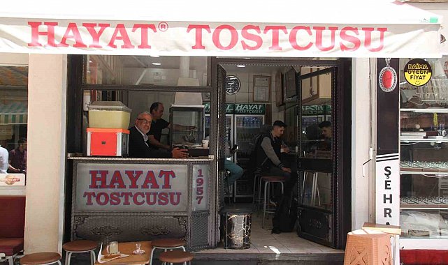 "Hayat" markasını hatıra diye sakladıkları evraklar korudu